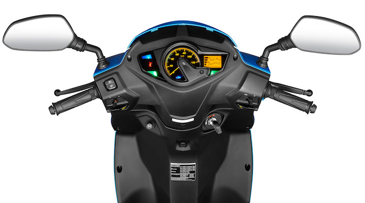 Xe được trang bị tiện ích như hệ thống phanh liên hợp giúp phân bổ lực phanh đều, trong khi cụm đồng hồ xe loại bán kỹ thuật số và lốp không săm.