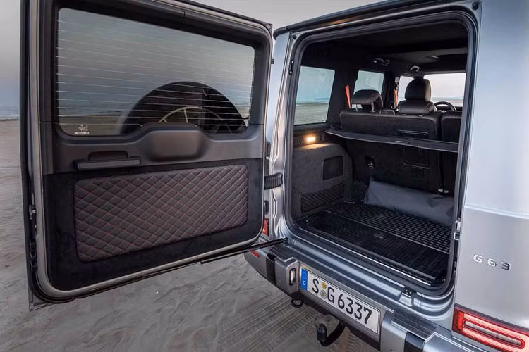 Mercedes-AMG G63 mới sẽ có mặt tại đại lý vào đầu năm tới.