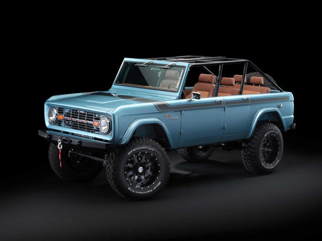 Tuy nhiên, sau khi được Maxlider Brothers Customs phục chế lại với sức mạnh khủng, giá xe Ford Bronco 1966 cũng được đội lên khá cao đến 250.000 USD (tương đương khoảng 5,8 tỷ đồng).