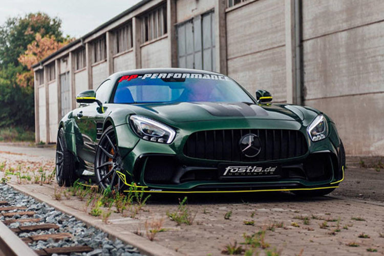 Hãng độ Fostla (Đức) đã tự tạo nên mẫu xe ôtô Mercedes-AMG độ bản màu Đen (Black Series) độc nhất vô nhị từ mẫu xe nguyên bản. Xe được trang bị động cơ V8 tăng áp kép dung tích 4.0L được nâng cấp lên công suất 650 mã lực, mạnh hơn nhiều AMG GT R.