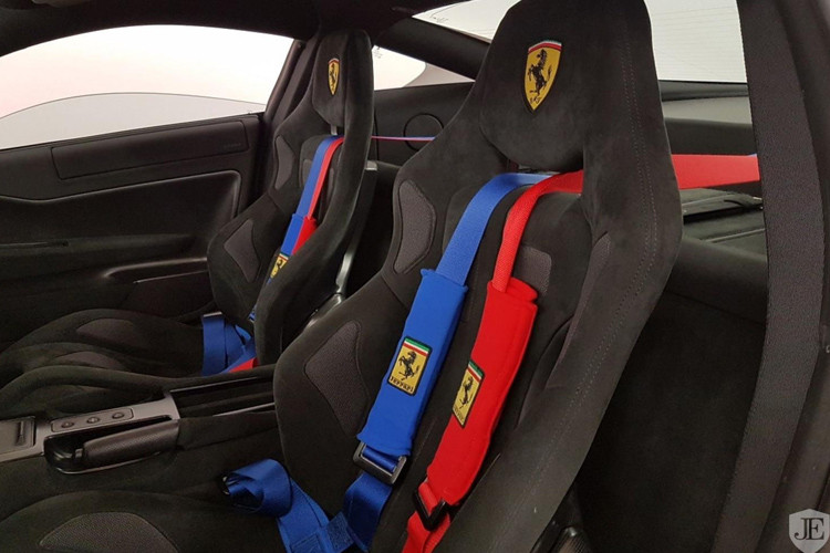 Ferrari 599 GTB HGTE 60F1 sở hữu ghế Sabelt.