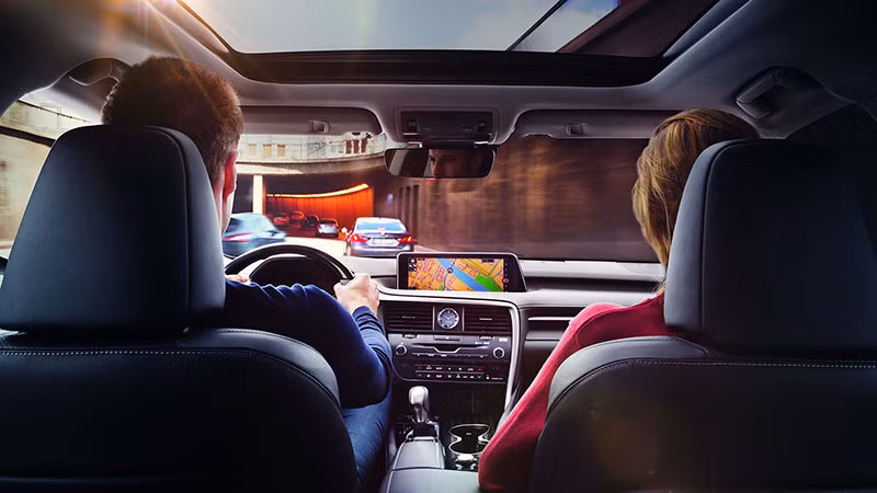 Được biết, nếu giữ nguyên các trang bị nêu trên, giá xe Lexus RX 450h 2018 sẽ là 52.975 USD (khoảng 1,2 tỷ đồng), vẫn rẻ hơn được 1.055 USD (khoảng 24 triệu đồng) so với phiên bản 2017.