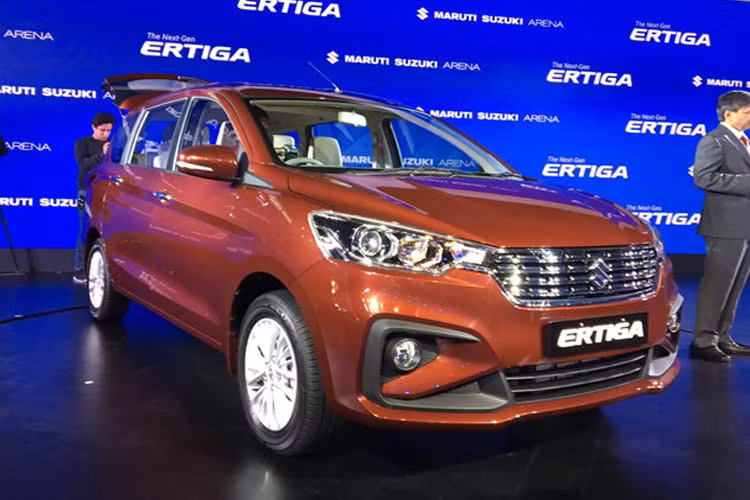 Theo đó, xe động cơ xăng 1.5L sẽ có công suất 104 mã lực, mô-men xoắn tối đa 138Nm. Xe có bản hộp số tự động 4 cấp và 5 cấp. Ở phiên bản máy dầu 1.3L có công suất 90 mã lực, mô-men xoắn 200Nm, xe chỉ có duy nhất hộp số sàn 5 cấp cùng giá bán từ 12.400-15.300 USD.