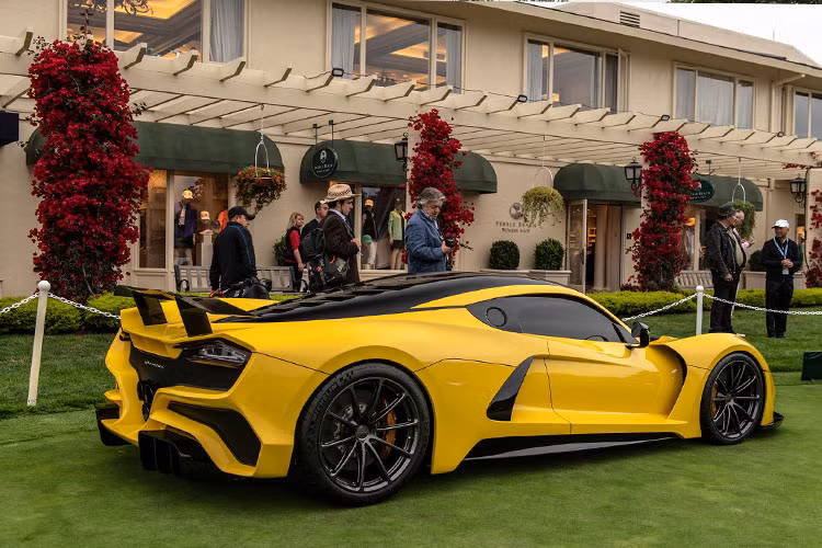 Nhiều đánh giá cho rằng, Venom F5 sẽ phá vỡ kỷ lục tốc độ 447 km/h của đối thủ Koenigsegg Agera RS khi được chạy thử trong năm tới.