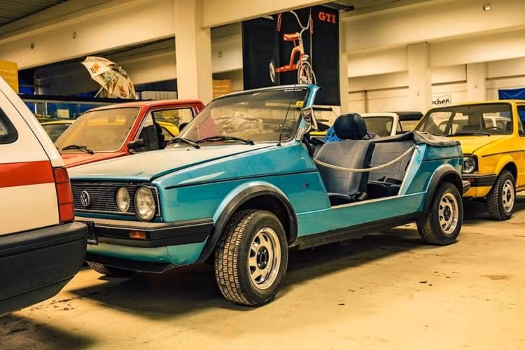 Ông Josef Juza cho biết ông có niềm đam mê đặc biệt và đã dành nửa cuộc đời để đam mê dòng xe Golf của Volkswagen.