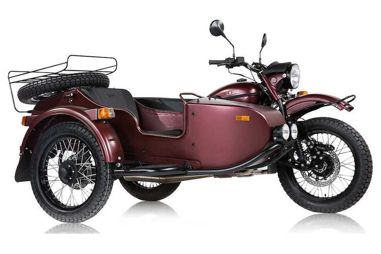 Về thiết kế, những chiếc sidecar ba bánh Ural 2019 tiếp tục xuất hiện với kiểu dáng cổ điển mang đậm phong cách nhà binh vốn có.