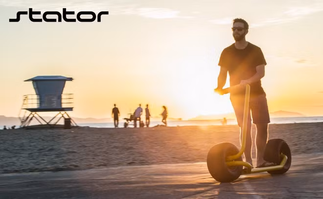 Người dùng có thể lắp thêm tùy chọn bộ chắn bùn, giá đỡ phía trước và sau, ghế gập xuống, đèn pha LED hay bộ sạc nhanh cho phép giảm thời gian sạc xuống chỉ còn 1,2 giờ.