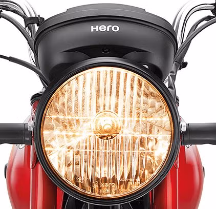 Thiết kế đèn pha được giữ nguyên như các phiên bản trước.