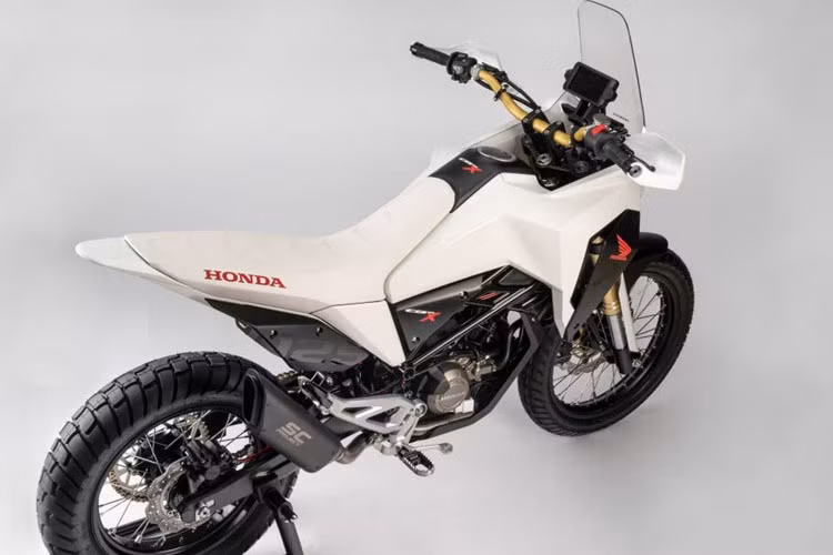 Honda CB125X và CB125M được dự đoán có thể sẽ sử dụng động cơ xy-lanh đơn DOHC 4 van, dung tích 125 cc được bảo vệ với bộ khung bằng thép ống.