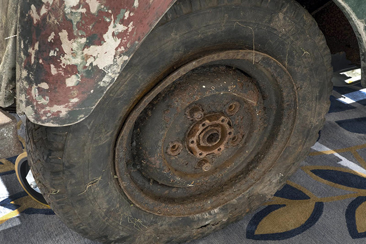 Sau khi được “giải cứu”, ông Jim Ratcliffe đã thuê hẳn một đội ngũ chuyên gia chuyên phục chế xe để làm hồi sinh lại chiếc chiếc JUE 477. Dự kiến, JUE 477 sẽ sớm trở lại trước giới mộ điệu trong thời gian tới.