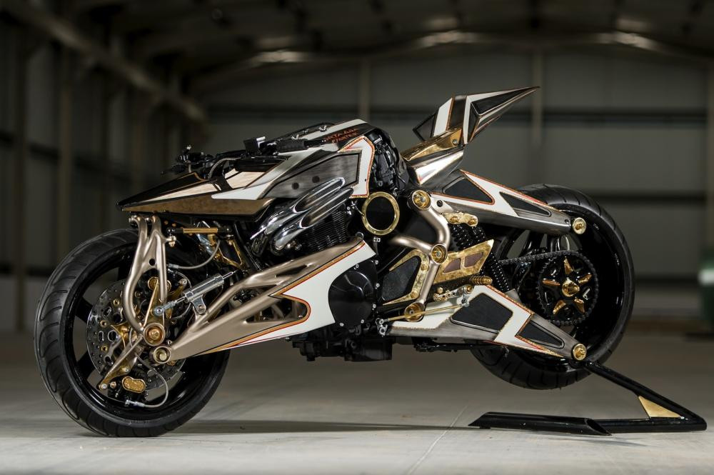Chiếc xe môtô phân khối lớn độ khủng này sở hữu thiết kế rất táo bạo và mức độ hoàn thiện tỉ mỉ đến từng chi tiết.