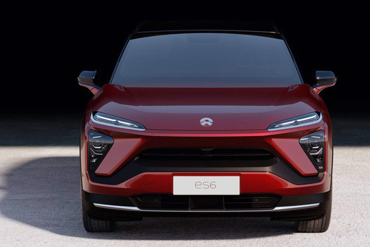 Hãng xe Nio Trung Quốc vừa cho ra mắt mẫu SUV chạy điện mang tên ES6. SUV điện Nio ES6 dự kiến sẽ được bán ra vào cuối quý II năm sau. Nhưng hiện tại mẫu xe này đã nhận đơn đặt hàng ở thị trường Trung Quốc.