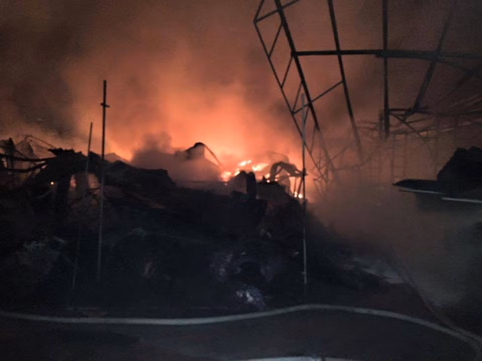 Ha Nam: Chay cho Phu Ly, thieu trui nhieu Ki ot-Hinh-2