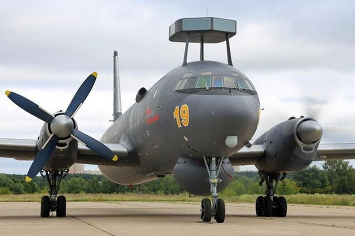 Từ năm 2015, Bộ Quốc phòng Nga đã triển khai hiện đại hóa toàn bộ phi đội Il-38 đang phục vụ trong Không quân Hải quân Nga.