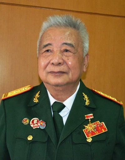 Anh hung luc luong vu trang Hoang Dang Vinh - nguoi bat song tuong Do-cat qua doi