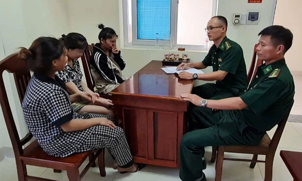 Tối 8/9, Đoàn Đặc nhiệm Phòng chống ma túy và tội phạm miền Trung (Cục Phòng, chống ma túy và tội phạm thuộc Bộ Tư lệnh Bộ đội biên phòng) giải cứu 4 nạn nhân dưới 16 tuổi bị bóc lột tình dục trong đường dây mua bán người dưới 16 tuổi từ tỉnh Kon Tum, Gia Lai đi các tỉnh Bình Định, Phú Yên.