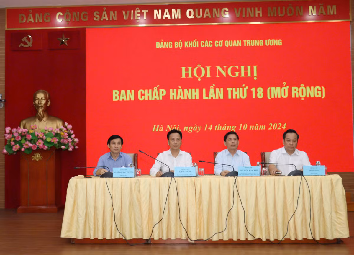 Dang bo Khoi cac co quan T.U: 76 nam khong ngung lon manh-Hinh-2