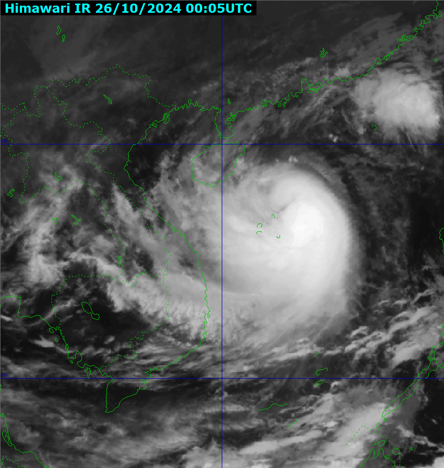Bão Trà Mi đang hướng vào vùng biển các tỉnh miền Trung Bao Tra Mi dang huong vao vung bien cac tinh mien Trung