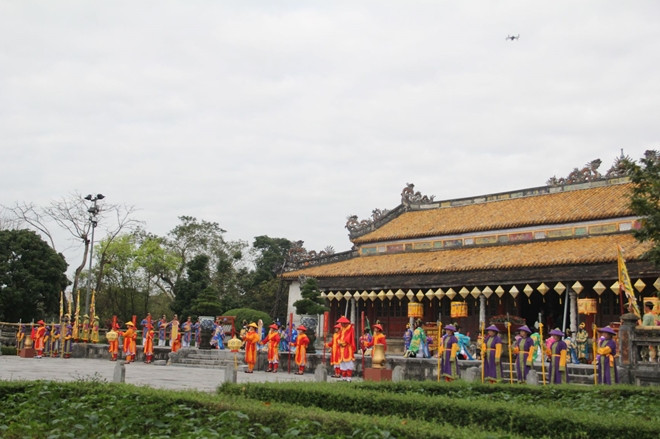 Nguyên đán là một nghi lễ triều hội của triều Nguyễn được tổ chức vào ngày mồng một Tết.