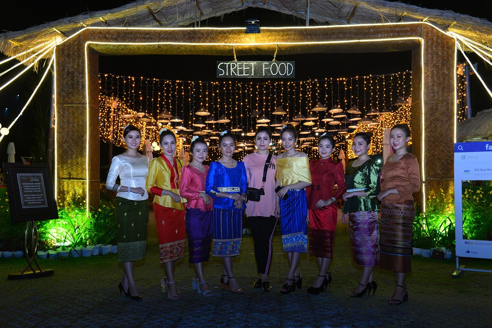 Le hoi van hoa Lao tiep tuc “dot nong” FLC Quy Nhon-Hinh-3