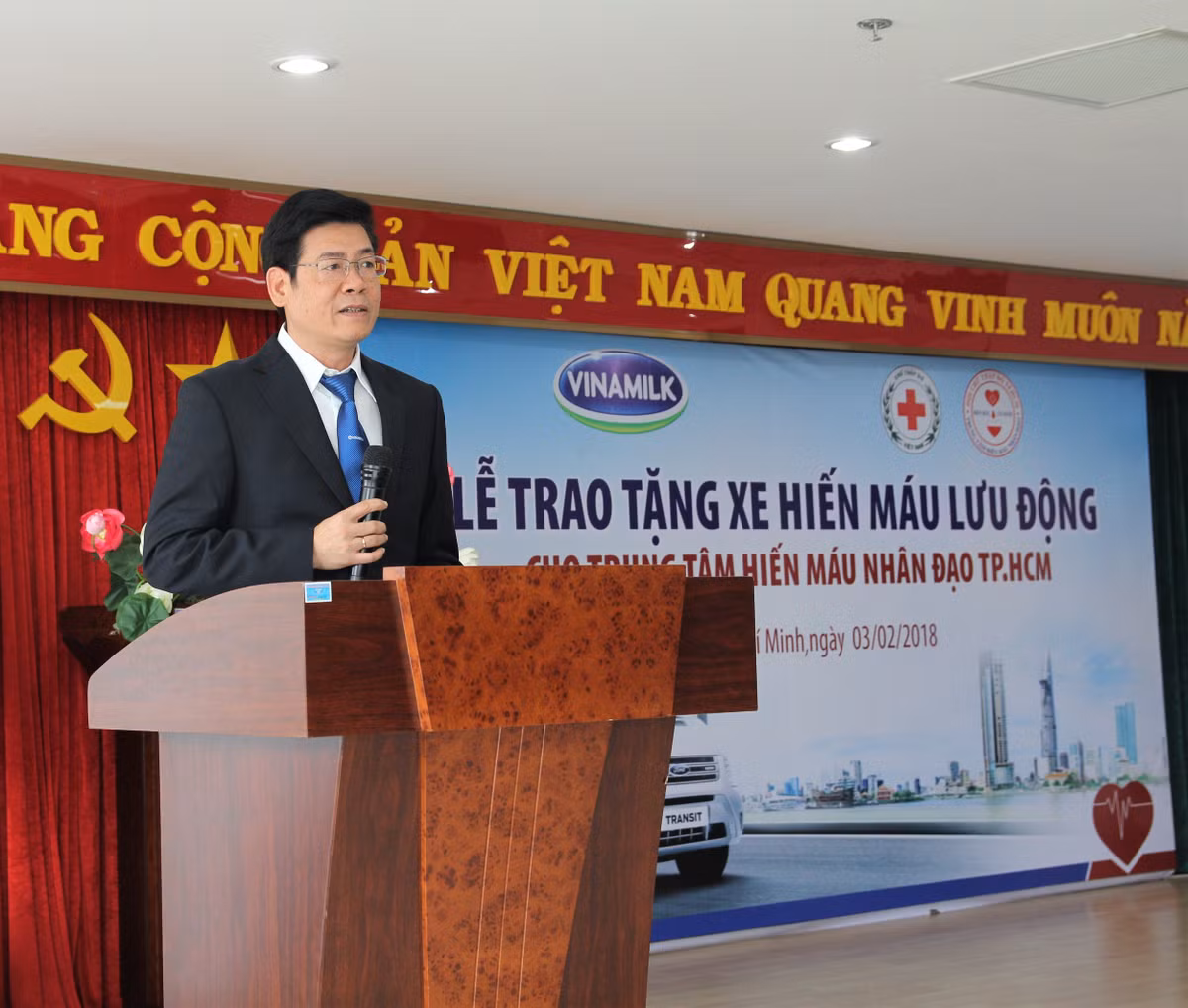 Ông Nguyễn Hồng Sinh – Giám đốc Kinh doanh toàn quốc Công ty Vinamilk phát biểu tại buổi lễ.
