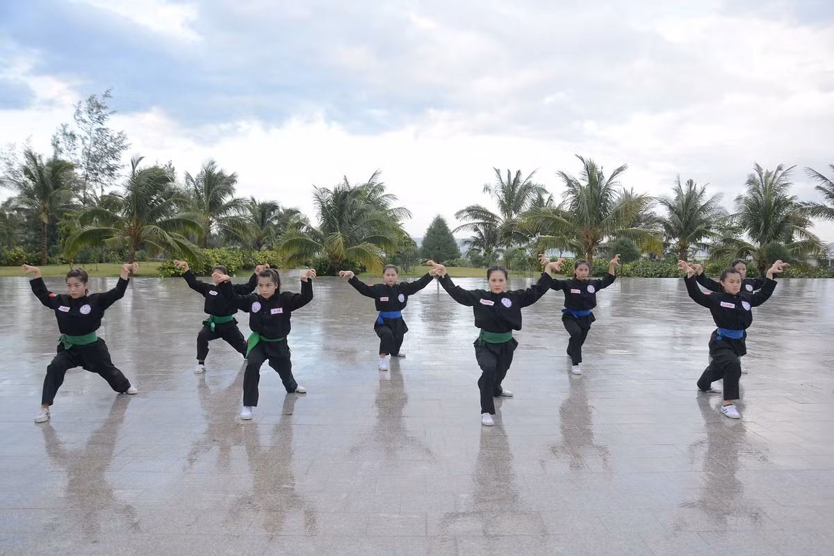 Ron rang chuoi hoat dong ben le chao mung le ra mat Bamboo Airways tai FLC Quy Nhon-Hinh-8