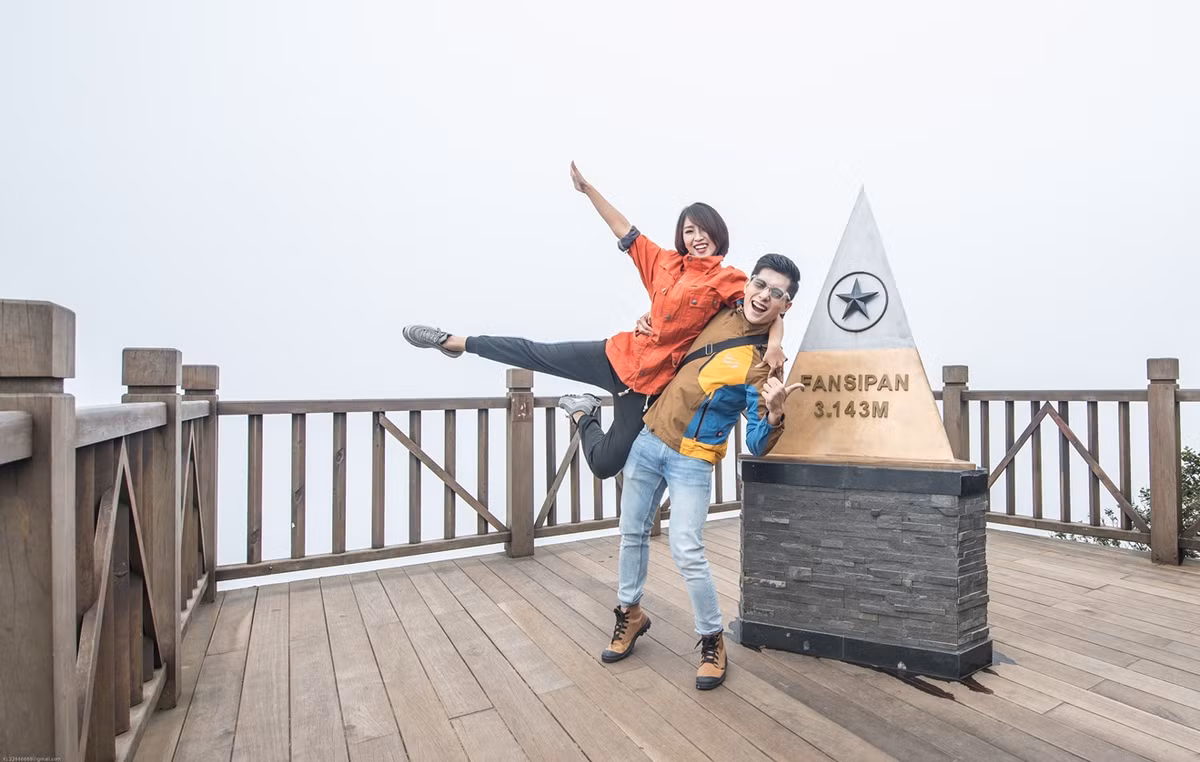 Xoc vai lu ban than cung “leo nui lan bien”, vui chang muon ve-Hinh-4