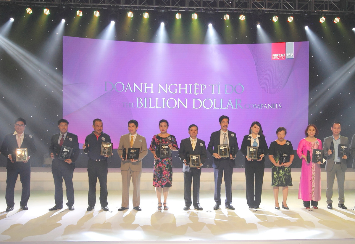 Vinamilk lien tuc duoc binh chon xuat sac trong 6 thang dau 2018-Hinh-3