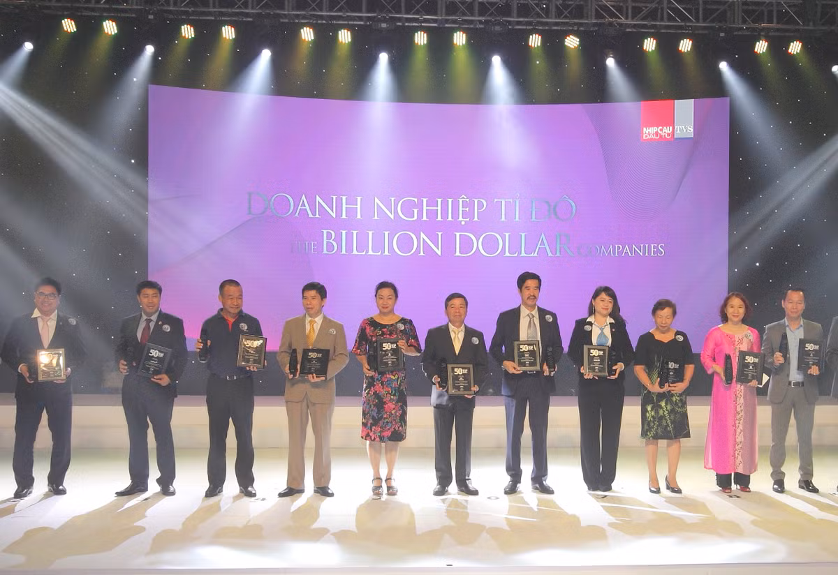 Vinamilk lien tuc duoc binh chon xuat sac trong 6 thang dau 2018-Hinh-3