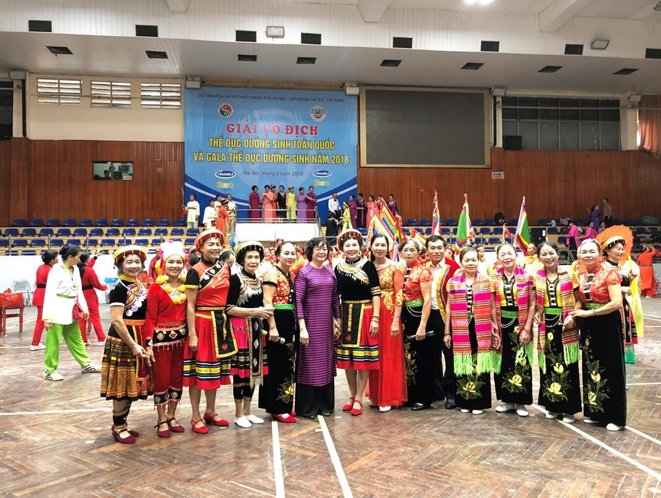 Vinamilk Sure Prevent cham soc suc khoe 150 nguoi cao tuoi-Hinh-3