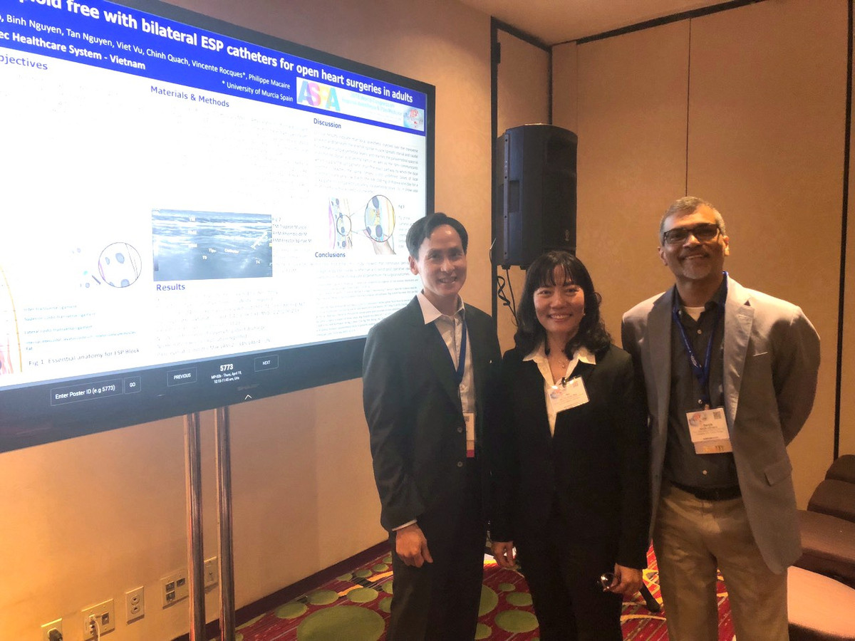 Bác sĩ Hồ Thị Xuân Nga báo cáo các ca mổ tim hở đầu tiên không dùng morphin giảm đau tại Hội nghị gây mê giảm đau thế giới lần 43 tại New York (Mỹ) cuối tháng 4 vừa qua.