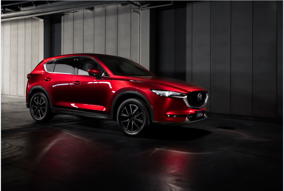 Mazda CX-5 còn mang đến trải nghiệm lái thú vị khi lần đầu tiên được trang bị công nghệ GVC.