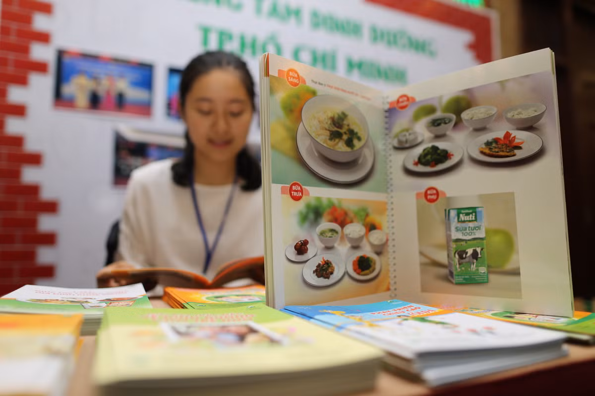 Ra mat tai lieu “Huong dan quy trinh thuc hien cong tac dinh duong tiet che”-Hinh-7