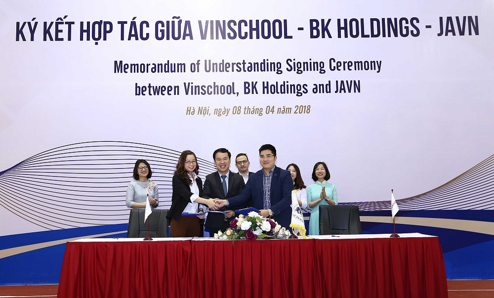 Lễ ký kết hợp tác giữa Vinschool – BK Holdings – JA Việt Nam.