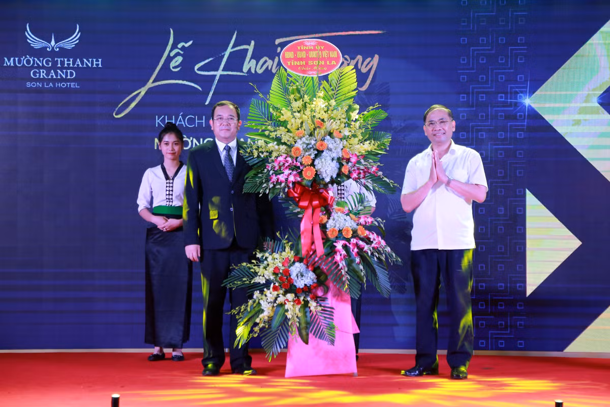 Khai truong khach san Muong Thanh Grand Son La