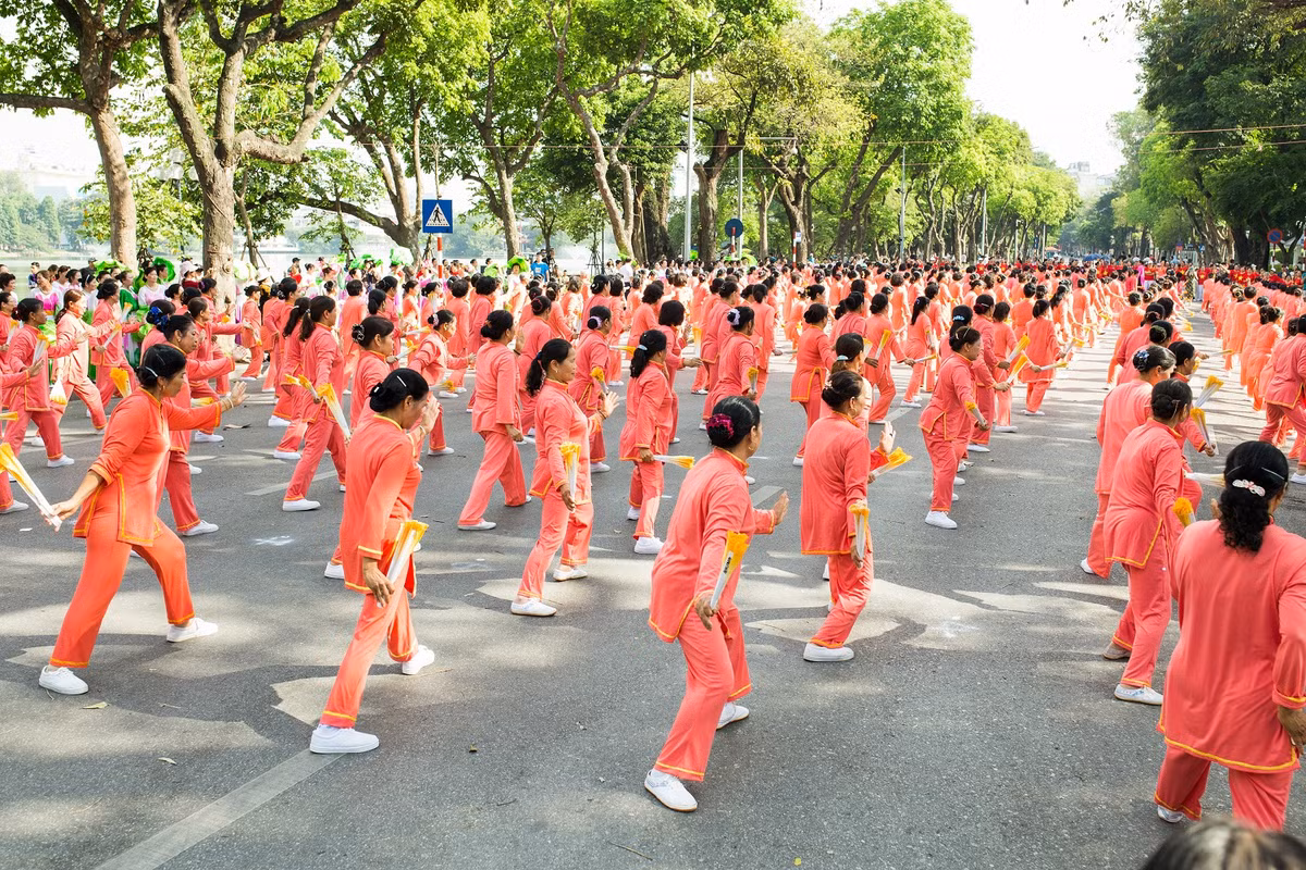 Vinamilk SurePrevent dong hanh cung phong trao suc khoe nguoi cao tuoi Ha Noi