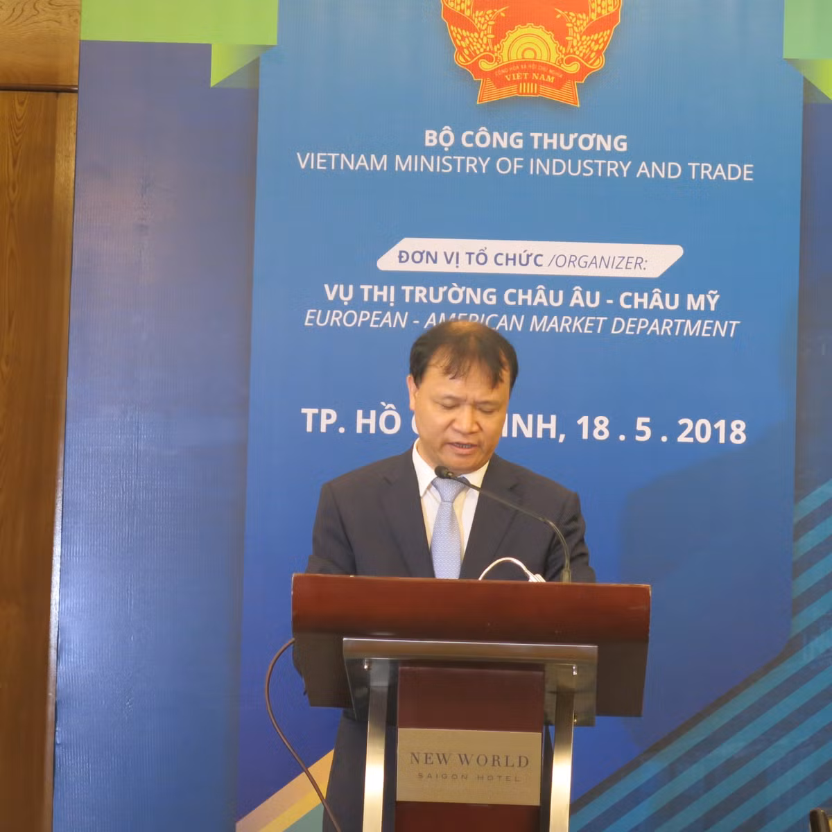 Ông Đỗ Thắng Hải, Thứ trưởng bộ Công Thương phát biểu mở màn Diễn đàn thương mại Việt – Mỹ.