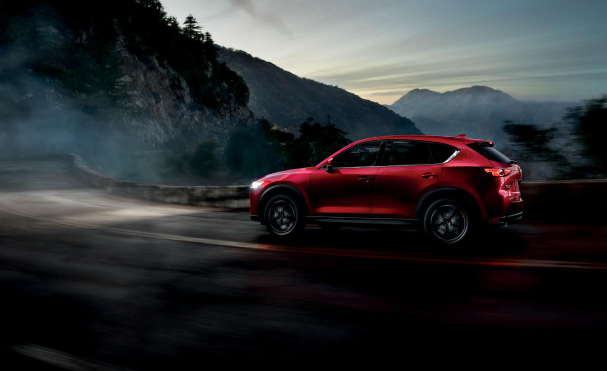 Từ khi được giới thiệu tại thị trường Việt Nam năm 2012 đến nay, doanh số CX-5 đã đạt mốc 30.000 xe.