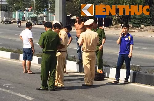 Hy huu: Ca gan trom xe hop cong vu cua CSGT o Sai Gon-Hinh-2