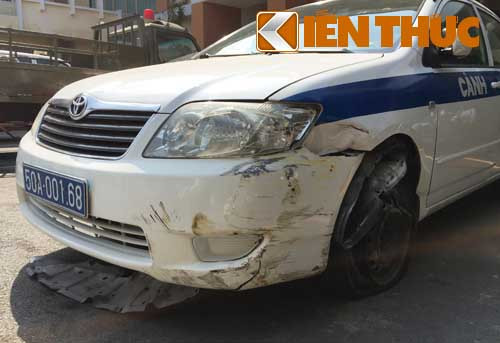 Hy huu: Ca gan trom xe hop cong vu cua CSGT o Sai Gon-Hinh-3