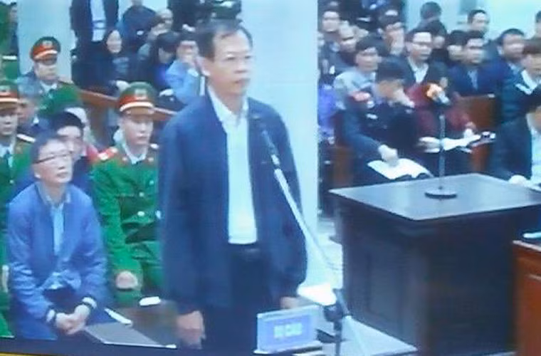 Bị cáo Phùng Đình Thực.