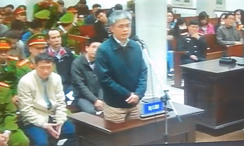 Bị cáo Nguyễn Xuân Sơn nói lời sau cùng.