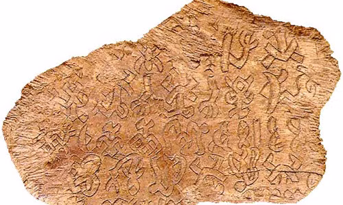 Các chuyên gia đã gặp nhiều khó khăn trong việc giải mã ý nghĩa của bảng chữ Rongorongo muốn biểu đạt thông tin gì.