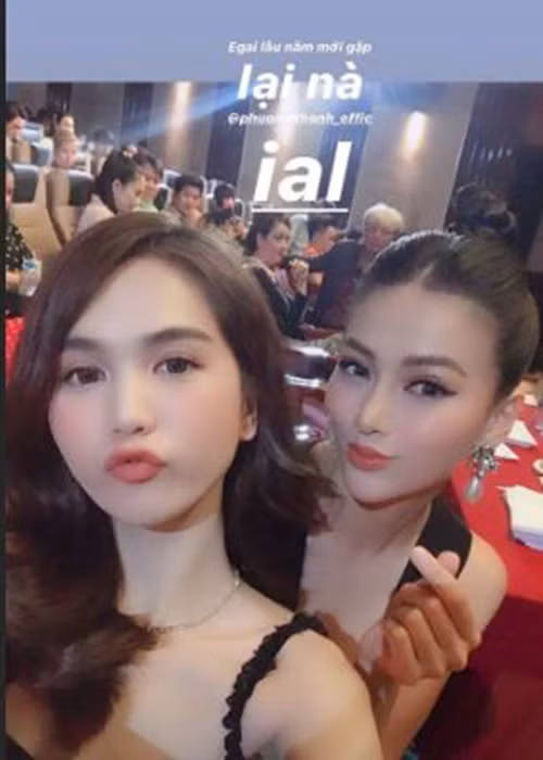 Ngọc Trinh được khen trẻ trung, “ăn đứt” “em gái kết nghĩa” Phương Khánh.