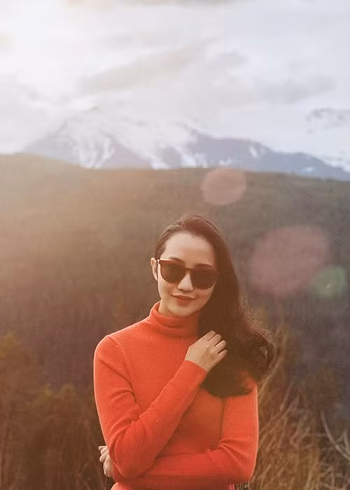 Primmy Trương thường đi du lịch và gặp gỡ bạn bè. Ảnh: FBNV