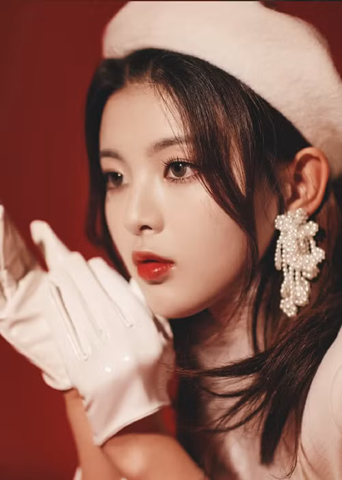 "Thần tiên tỷ tỷ" thế hệ mới được mời đóng quảng cáo, tham gia show truyền hình, đóng phim.