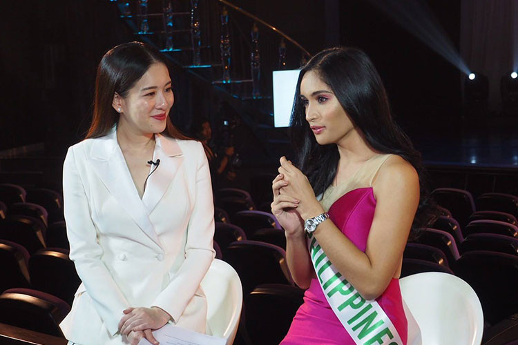 Nicole Flores được khen ngợi về cả hình thể lẫn nhan sắc. Hơn nữa, vì nhan sắc hao hao giống Hoa hậu Hoàn vũ Thế giới 2015 - Pia Wurtzbach nên Nicole nhận được sự chú ý của cộng đồng mạng quốc tế.