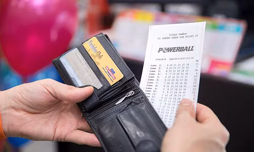 Mua 1 day so suot 30 nam, bat ngo trung hon 1.000 ty