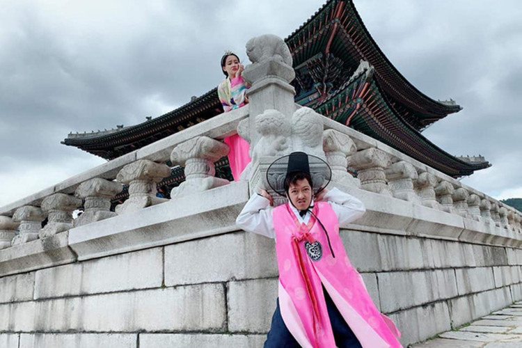 Sau đám cưới, cuộc tình của cặp đôi trai tài gái sắc này ít ồn ào hơn so với trước đây.