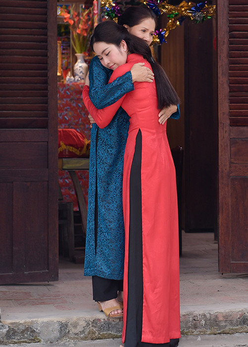 Cách đây ít ngày, hình ảnh Nam Em trong một đám cưới khiến dư luận bàn tán xôn xao.